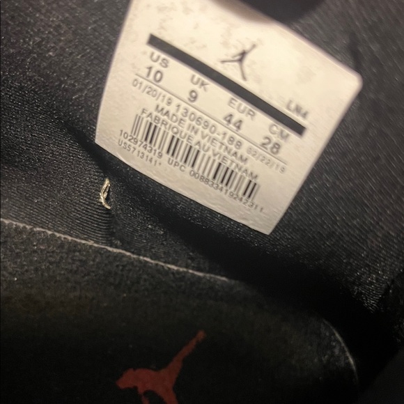 Custom Gucci Air Jordan 12 - Picture 5 of 5